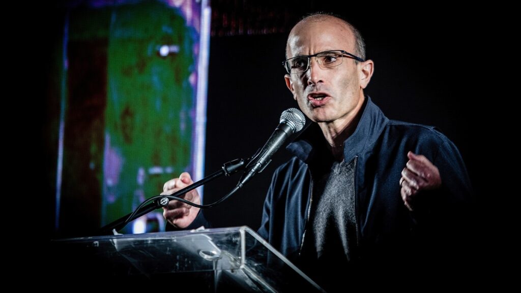 Yuval Noah Harari, słynny historyk, przewiduje koniec historii ludzkości w kontekście rozwoju sztucznej inteligencji