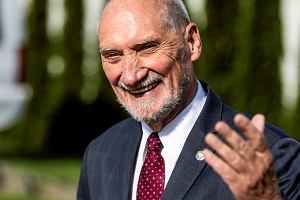 Macierewicz podejrzany o zdradę dyplomatyczną? Komisja planuje złożyć zawiadomienie.