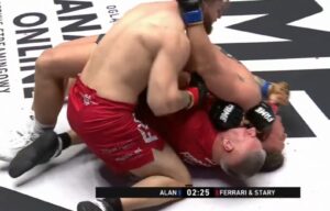 Niesamowite zdarzenie na Fame MMA: 60-latek "pokonał duszeniem" przeciwnika!