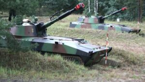 Nowy polski pojazd wojskowy zauważony na terenie Ukrainy. Jest to haubica samobieżna 2S1 Goździk