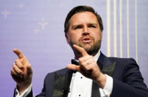 J.D. Vance odnosi się do sporu między Muskiem a Trumpem: "To poważny błąd"