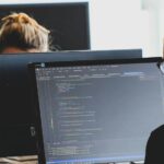 Nowe przepisy budzą obawy wśród firm IT. COI zapewnia: Chodzi o wsparcie, nie rywalizację