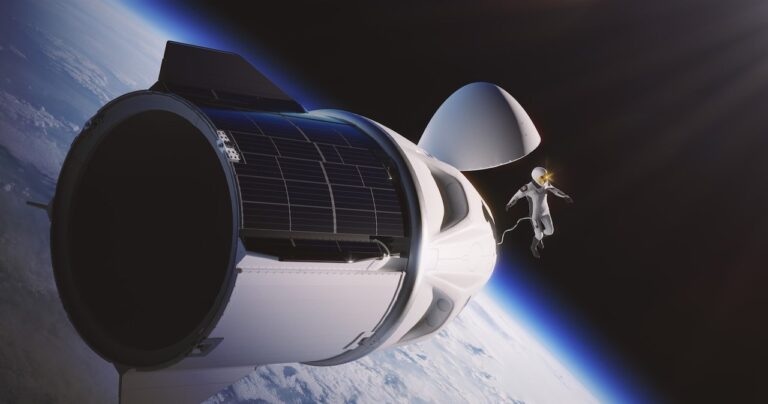 Astronauta z Międzynarodowej Stacji Kosmicznej sfotografował wejście kapsuły Polaris Dawn do atmosfery ziemskiej