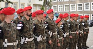 Siły zbrojne tropią złodziei. "Nic przed nami nie ucieknie"