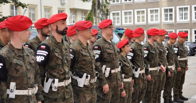 Siły zbrojne tropią złodziei. "Nic przed nami nie ucieknie"