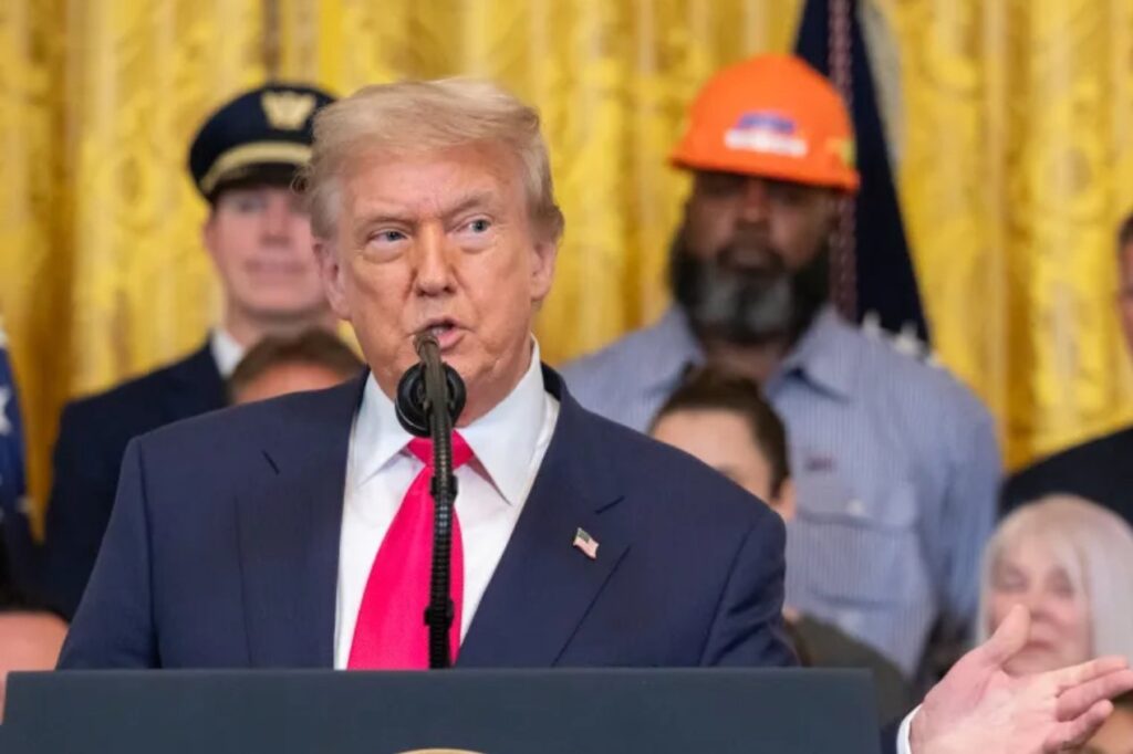 Niemcy ostro o działaniach Trumpa: "Stany Zjednoczone przed kluczowym wyborem"