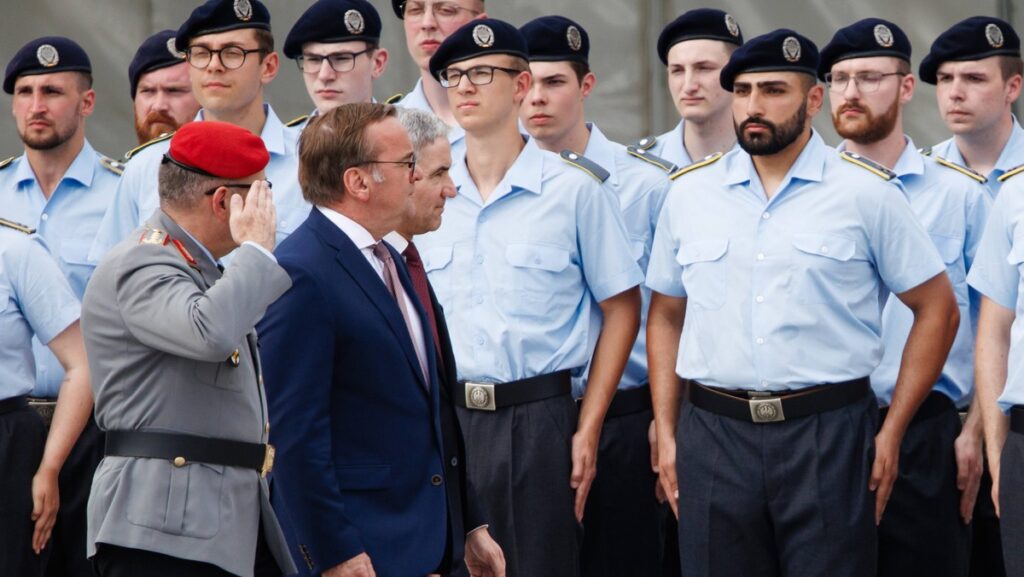 Berlin planuje armię liczącą pół miliona żołnierzy. Wsparcie społeczne dla wojska w Niemczech najwyższe od lat