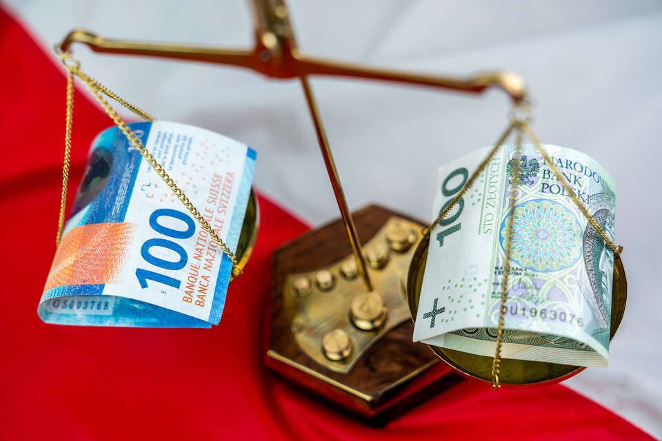 Frankowicze w trudnej sytuacji – kluczowy przepis został usunięty