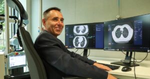 Sztuczna inteligencja dostrzeże to, co umknęło oku lekarza
