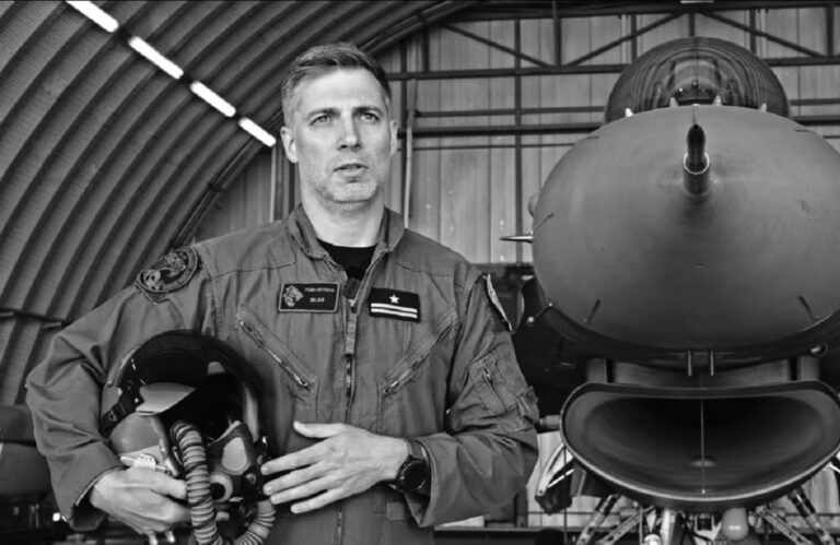 Tragiczny wypadek F-16. Śmierć majora Macieja "Slaba" Krakowiana – wybitnego, wielokrotnie wyróżnianego pilota