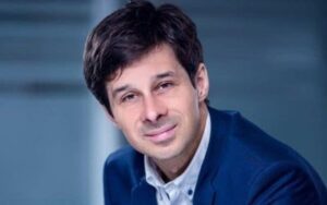 Inter Cars liczy na wzrost popytu lub Inter Cars oczekuje ożywienia popytu lub Inter Cars prognozuje odbicie na rynku lub Inter Cars przewiduje poprawę popytu