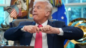 Podkopywanie fundamentów amerykańskiej gospodarki. Donald Trump szkodzi własnym działaniom: "Odbiera jej witalność"