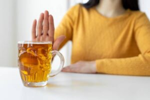 Jak zmienia się nasz wygląd po rezygnacji z alkoholu? Nieoczekiwane rezultaty w krótkim czasie