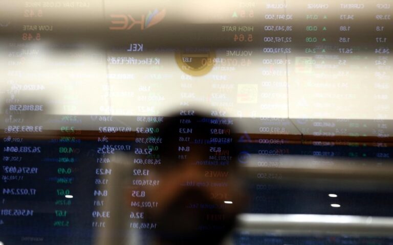 Korekta wciąż nie nadchodzi. Giełdy mocno napinają strunę napięcia