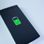 Czy nowy telefon należy ładować przez 12 godzin? Odkryj prawdę tutaj.