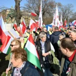 Polskie barwy w Budapeszcie. Tusk przytacza węgierskie przysłowie