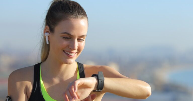 Technologiczni niewidzialni planiści: czy maszyny pomagają nam dbać o zdrowie, czy nadmiernie ingerują w codzienność?