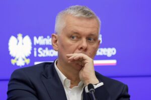 Napięcia dotyczące nominacji oficerskich. Siemoniak: Skandaliczne sugestie przedstawiciela prezydenta